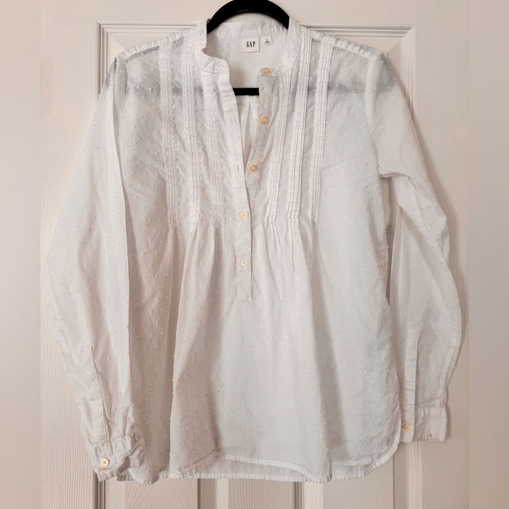 GAP White Long Sleeve Blouse Half Button Up size S